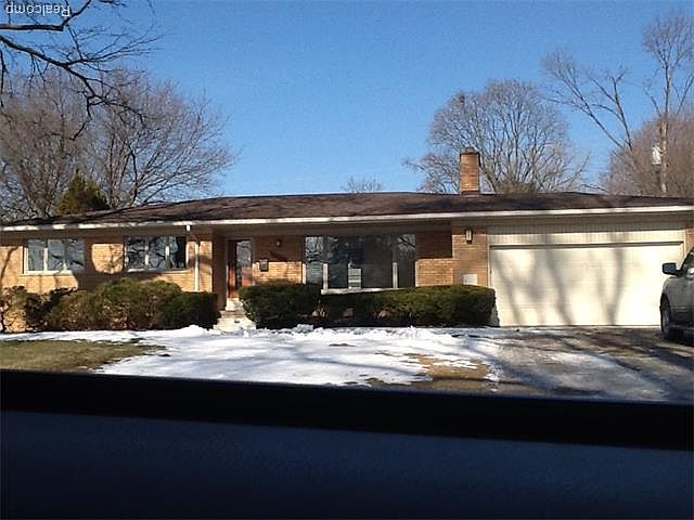 1st image of 23630 Hazen St