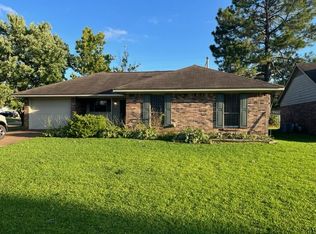 10101 Hyman Dr, Olive Branch, MS 38654