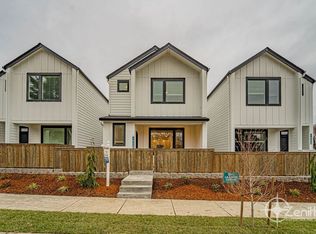 16330 NE 20th St, Vancouver, WA 98684