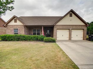 612 Cartecay Dr, Calhoun, GA 30701