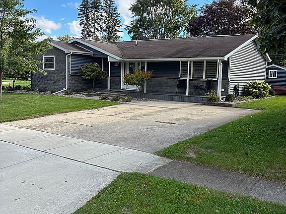 1st image of 45 Maude St