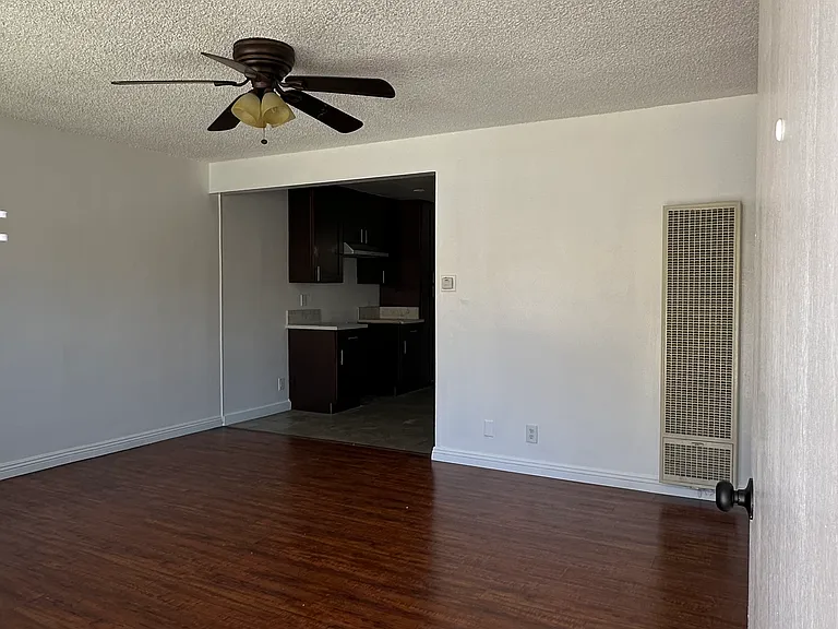 6610 Vinevale Ave #B — Photo 3
