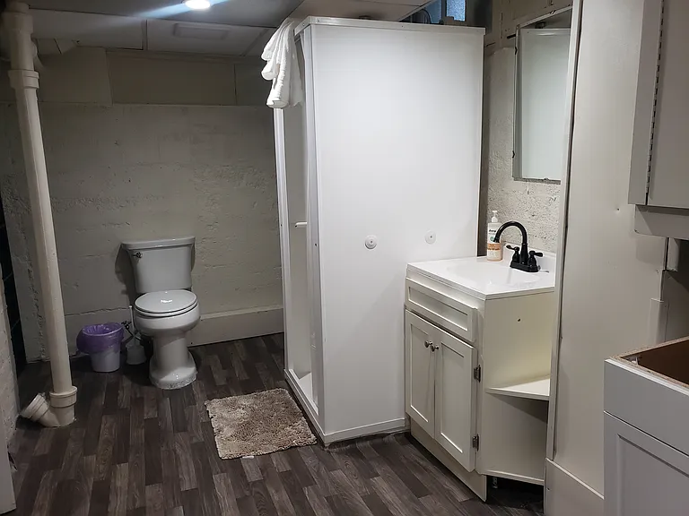 8704 N Wayland Ave — Photo 21