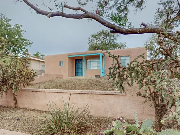 1620 Buena Vista Dr SE, Albuquerque, NM 87106