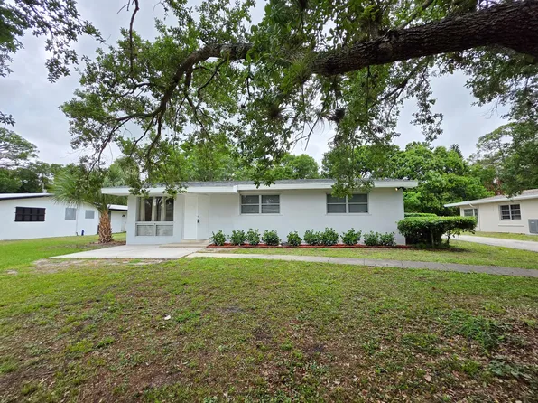 1715 41st Ave, Vero Beach, FL 32960