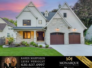 630 N Loomis St, Naperville, IL 60563