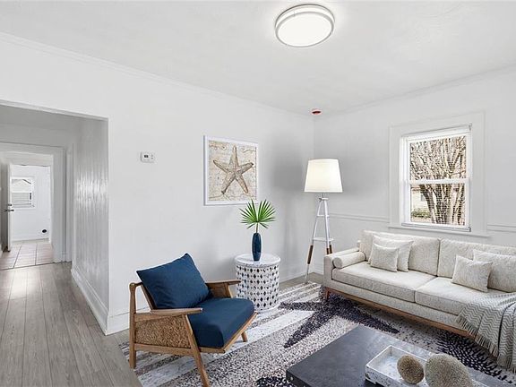 4th image of 153 N Birdneck Rd