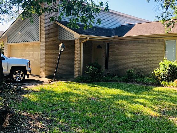 2nd image of 13123 Ferry Hill Ln