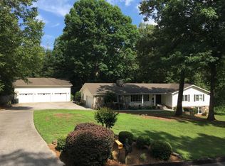 4402 Honeysuckle Ln, Cohutta, GA 30710