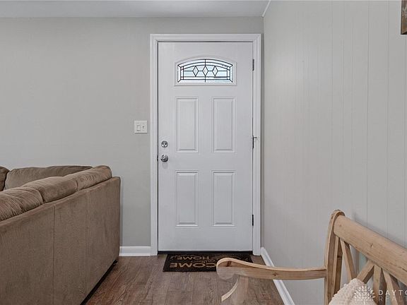 5th image of 3216 Waltham Ave