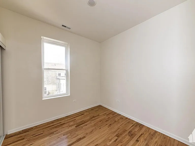 1638 W 18th Pl #2R — Photo 7