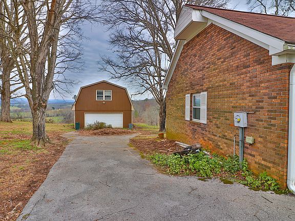 3rd image of 2089 Deerfield Cir