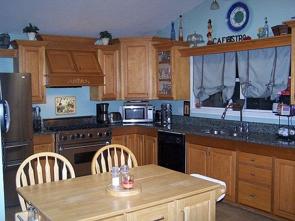 5th image of 245 Renee Denise Ct
