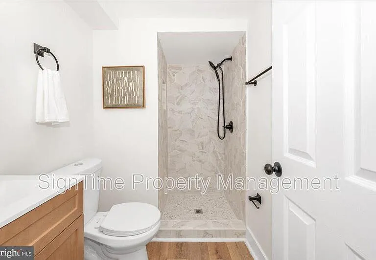 138 E South St — Photo 17