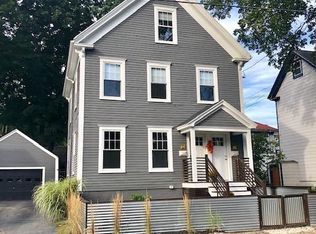 84 Oakdale St, Portland, ME 04103