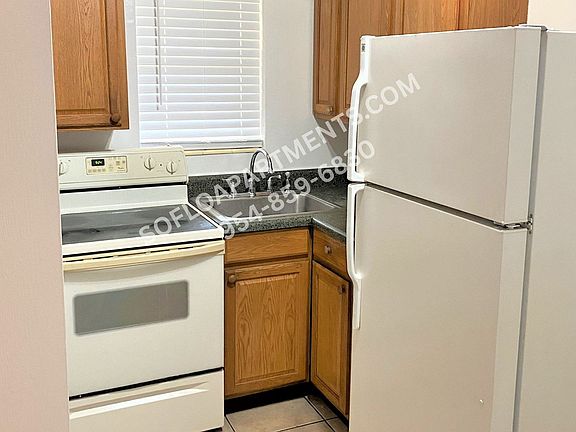 4th image of 530 N 20th Ave #1