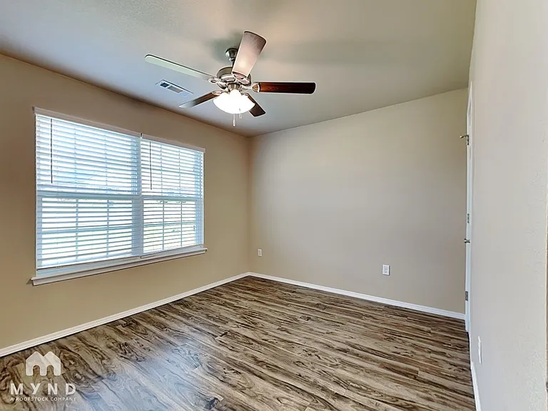 712 Vista St — Photo 10