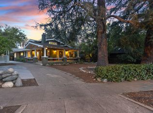 1874 N Hill Ave, Pasadena, CA 91104