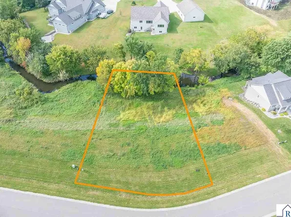 132 Butler Falls Rd, Mankato, MN 56001