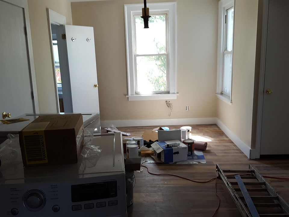 2nd image of 138 Wooster St #2