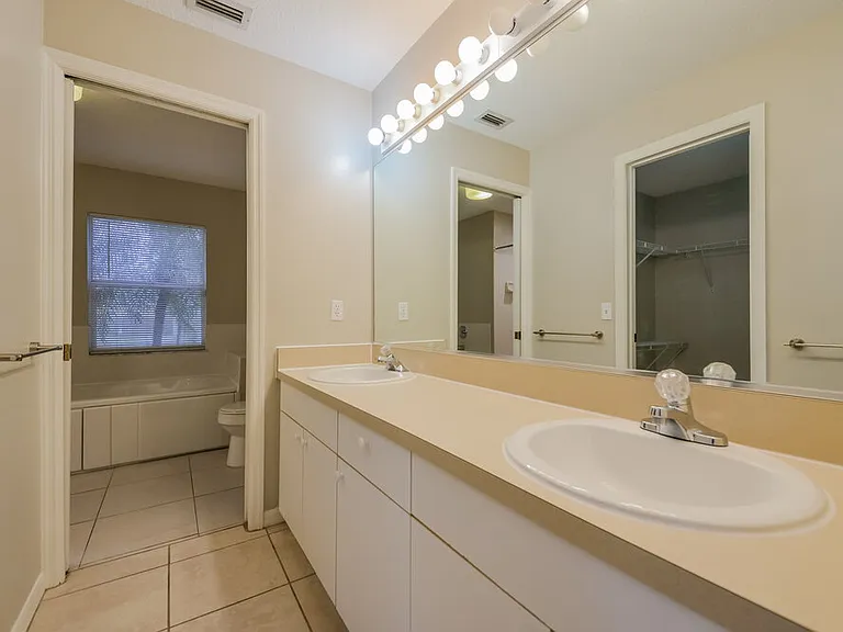 7703 33rd Ln E — Photo 11