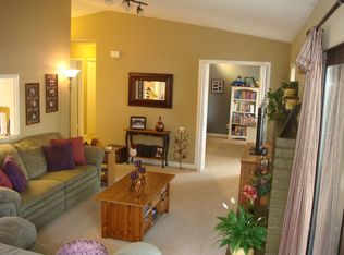 686 Shadowview Ct, Turlock, CA 95382