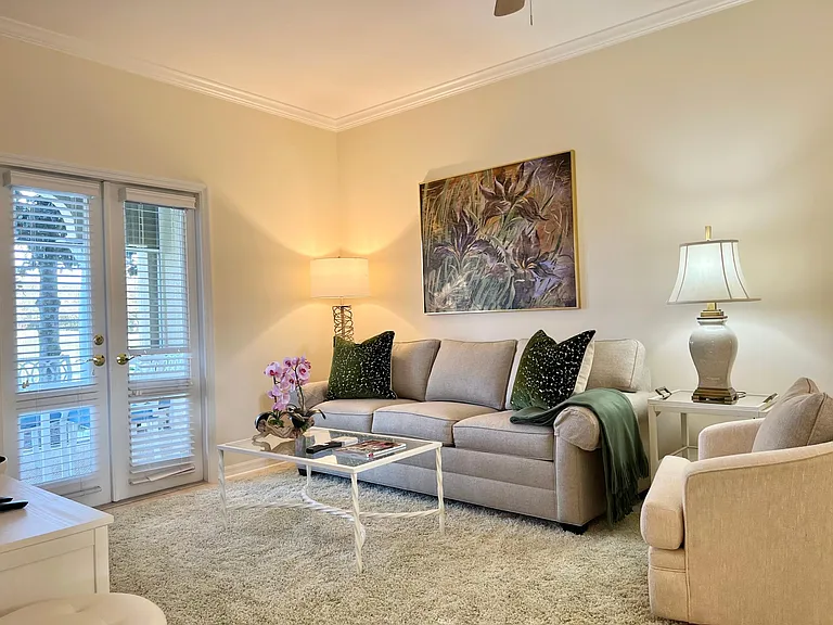 5010 Harmony Cir #101 — Photo 10