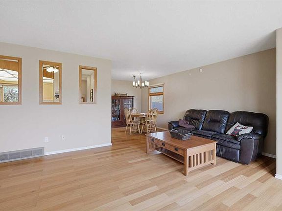 5th image of 6124 S Hamilton Dr