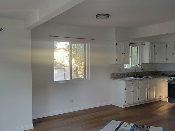 5th image of 1160 Sanborn Ave