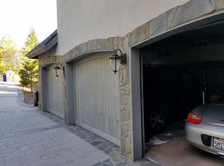 27440 N Bay Rd, Lake Arrowhead, CA 92352