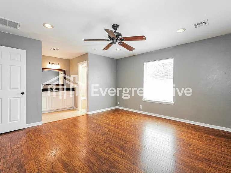 1120 Mars Rd — Photo 8