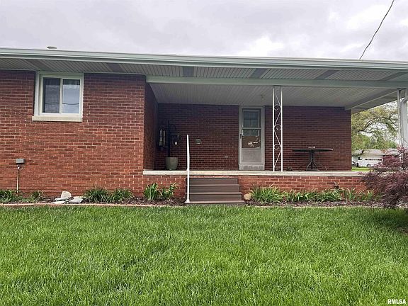 5th image of 7 Southvale Dr