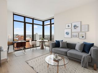 92-27 160th St #706, Jamaica, NY 11433