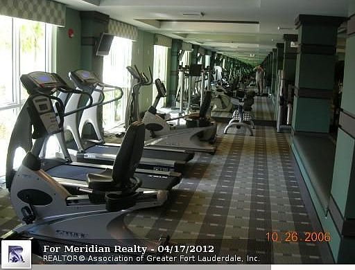 5th image of 2421 NE 65th St APT 415