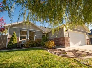 52 N Zion Park Dr, Nampa, ID 83651