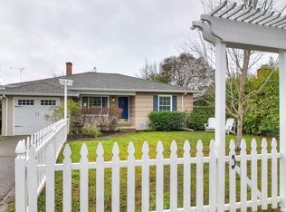 5812 Raymond Way, Sacramento, CA 95820
