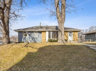 2420 65 1/2 St W, Richfield, MN 55423