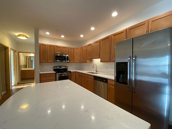 2nd image of 3020 University Ave SE