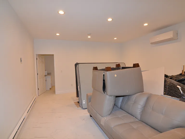 97 Rawson Rd — Photo 3