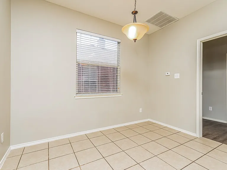 1253 Spring Water Dr — Photo 6