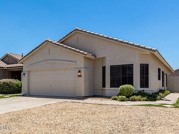 3rd image of 8867 W SHAW BUTTE Drive