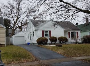 409 Falstaff Rd, Rochester, NY 14609