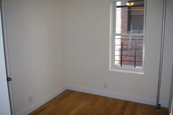 Rented by Compass | media 10