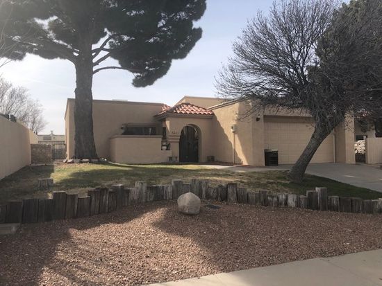 3541 Venus St, Las Cruces, NM 88012