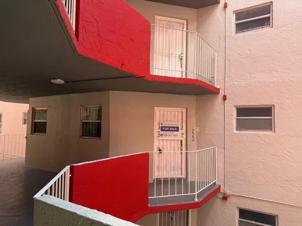 1750 W 46th Street #222, Hialeah, FL 33012
