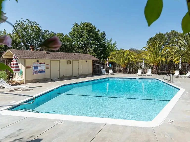 14 Palomino Rd — Photo 11