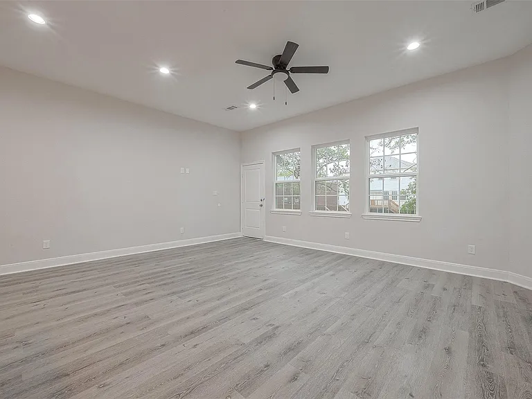 2528 S Texas Ave #A — Photo 11