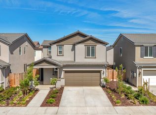 317 S Talus Way, Madera, CA 93636