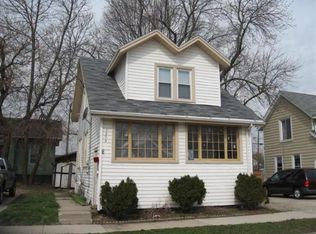 1308 Chatham St, Racine, WI 53402