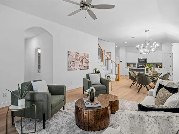 1204 Caney Creek Ln, McKinney, TX 75071